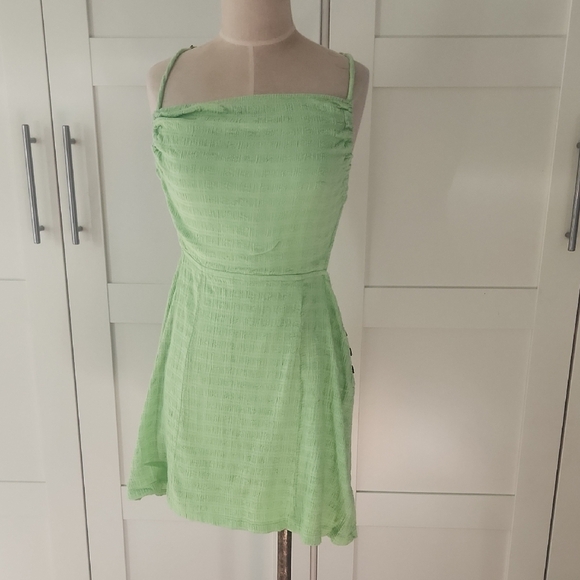 Free People Dresses & Skirts - Free People Lime Green Open Back Mini Dress Size Medium